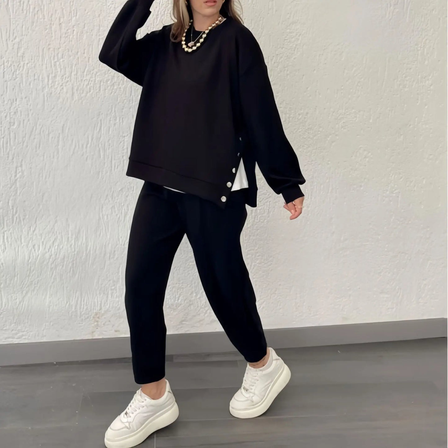 SUSY – La tuta che unisce comfort e stile in un solo capo!